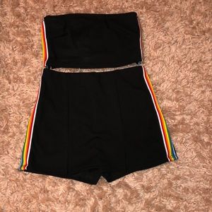 Black set with rainbow stripes